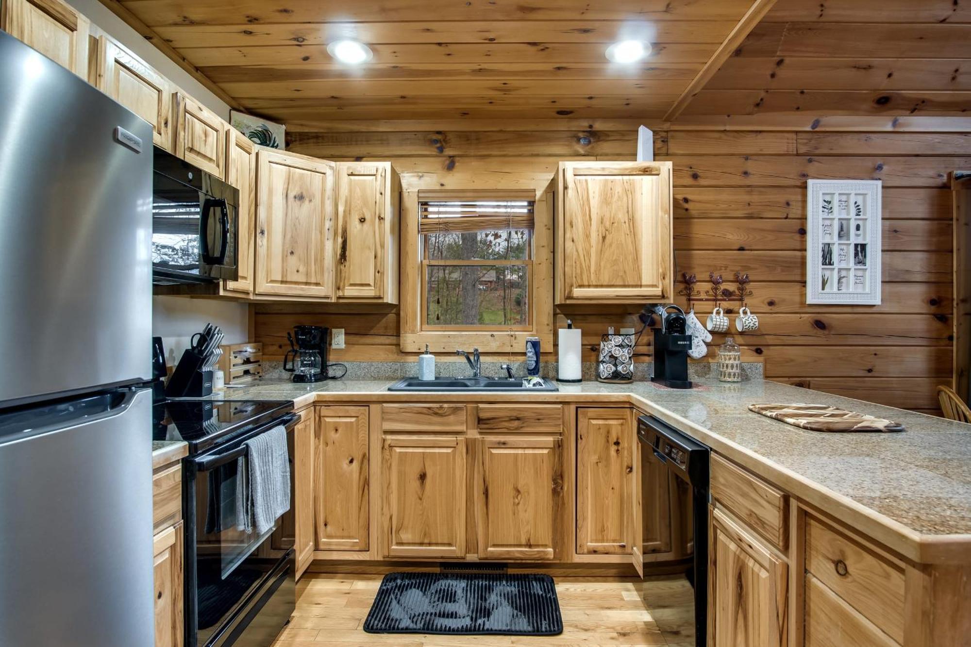 Cozy Cabin Retreat: Tiny Trotter Bryson City Exterior photo